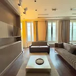 Spacieux Et Lumineux Pour 8, 1er * Lyon